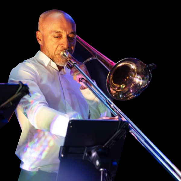 Prénom Nom, trombone